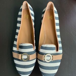 Price Drop!!!  Victoria’s Secret women’s flats